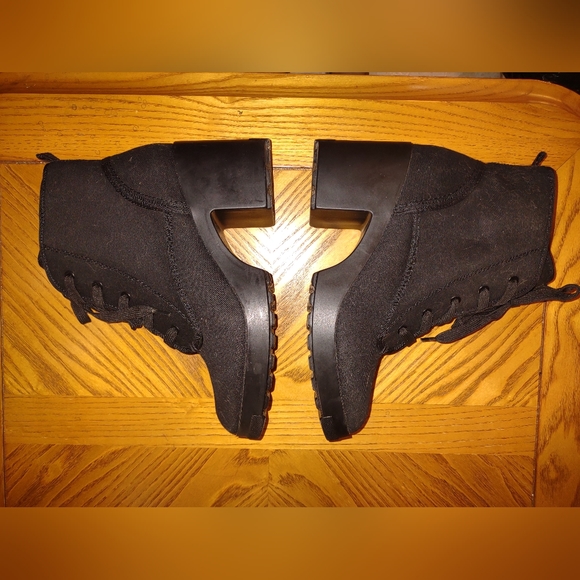 Mollyy Lace-up Chunk heel Ankle moto boots - Picture 6 of 9